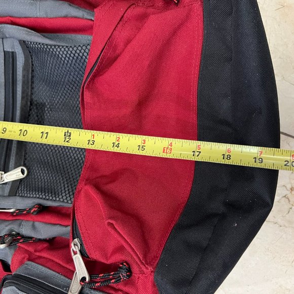 California Pak Carry On Multi Compartments Red /Black Backpack. - Picture 8 of 12